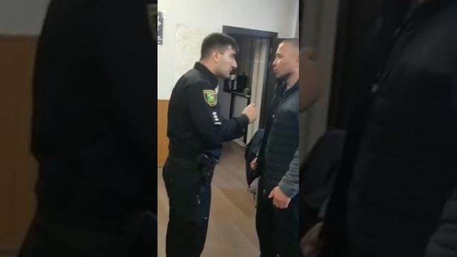 НАБИТЬ ЕBAL0 НАЧАЛЬНИКУ ПОЛИЦИИ