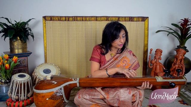 TANPURA: Indian String Instrument | Urmi Battu