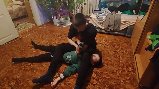 КАК ДЕЛАТЬ БОЛЕВОЙ НА РУКУ ИЛИ РЫЧАГ ЛОКТЯ, КИМУРА.