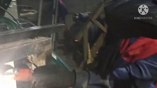 Мужчины в автомобильном мире: приключения на дорогах