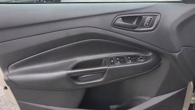 2017 Ford Escape Gainesville, Silver Springs, Starke, Middleboro, High Springs, FL 210639A