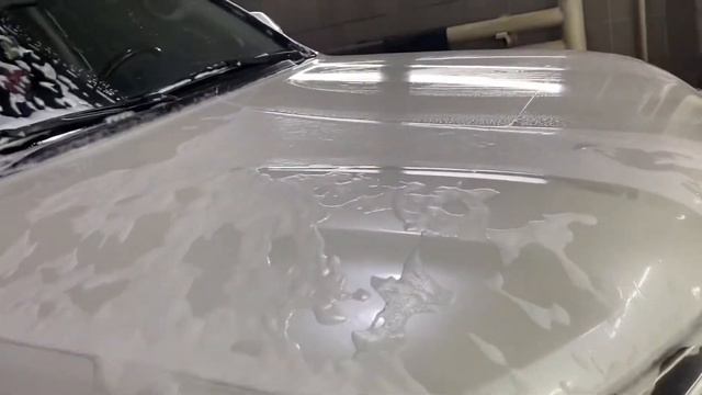 Можно ли мыть машину губкой?