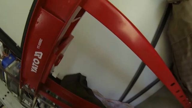 Hydraulic press 30 ton - Yato YT55582                                          @ClaudeGarage