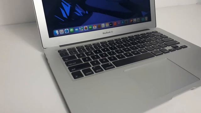 #36 MACBOOK AIR A1466