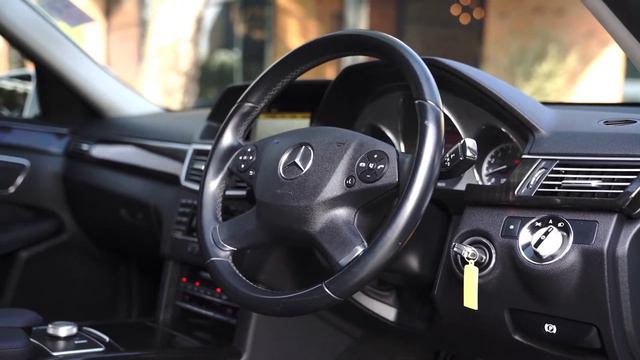 “MercedesBenz E300 Avangard V6” ปี 2010  รหัสW212