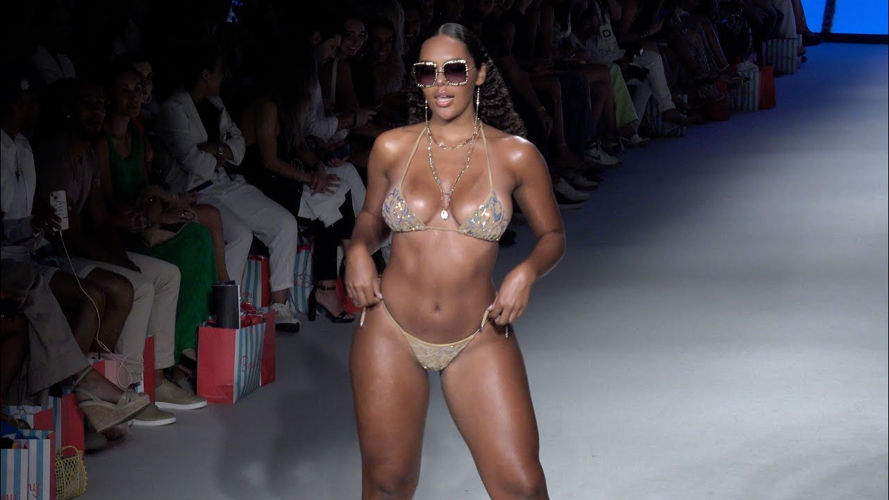 4K] Beach Bunny Swimwear EP-1_2022 Miami Swim Week_Paraiso Miami Beach