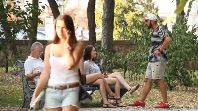 Пранк   Хачик и красивые тёлочки