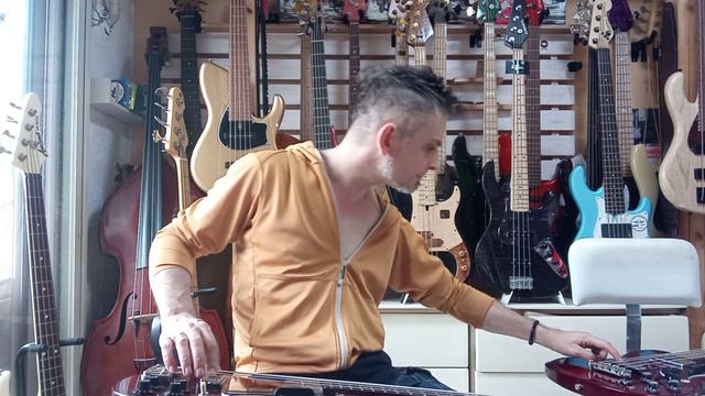 VINTAGE JAPANESE BASSES: Epiphone EB3 1997 vs Greco EB650 Preshipment BASS DEMOCOMPARISON. PT 2