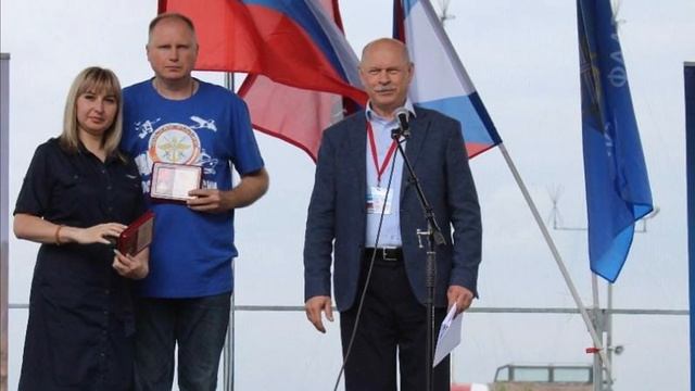 Военно-патриотический спортивный праздник, посвященный Дню России, провел ДОСААФ города Москвы.