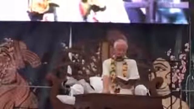 4. Сила бескорыстной любви – Чайтанья Чандра Чаран дас – Чч, Мадхья, 8.206-224