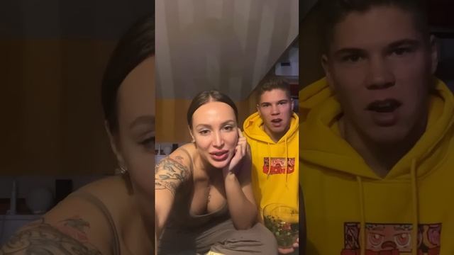 Лиза Полыгалова и Илья Баженов в прямом эфире 24.03.2023. Поляна.