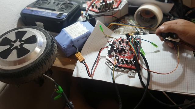 Из гироскутера