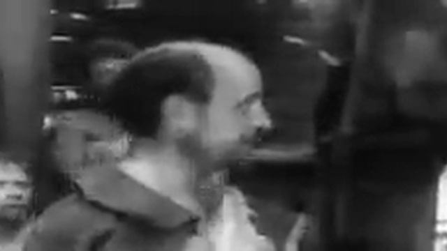 2) СКОМОРОШНИЧАЕМ..?? !!!