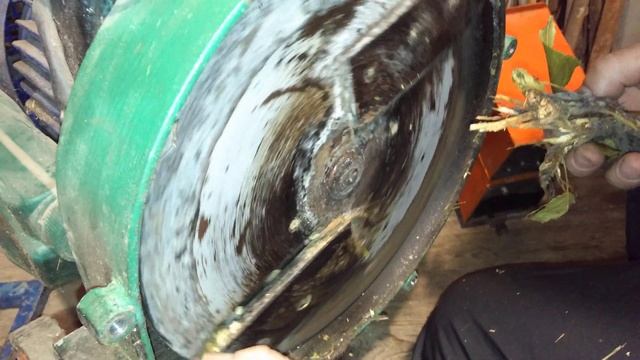 Обзор самодельного измельчителя веток!