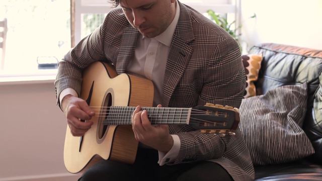 Altamira Model MD D-hole Gypsy Jazz Guitar  Demo
