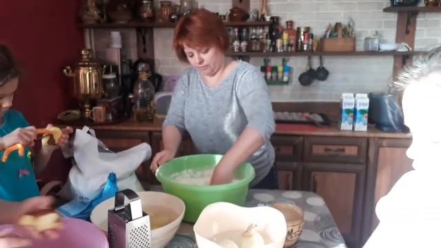 VLOG 266   КУДА МНЕ СПРЯТАТЬСЯ ? ОТ ПОМОЩНИКОВ ?