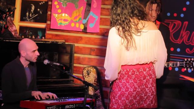 Juliana Strangelove - Riders On The Storm