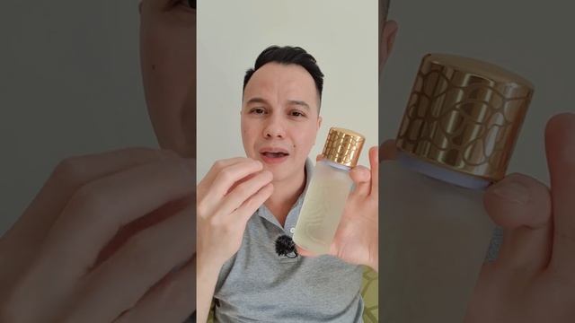 Quelques Fleurs LOriginale by Houbigant Perfume Review 1912 Ignore Marie Antoinette story ?