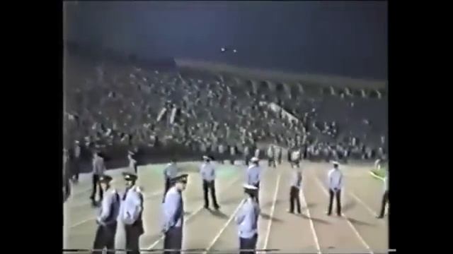 yuriy-satunov-i-laskoviy-may-koncert-v-minske-stadion-dinamo-1989-god_(VIDEOMIN.NET).mp4