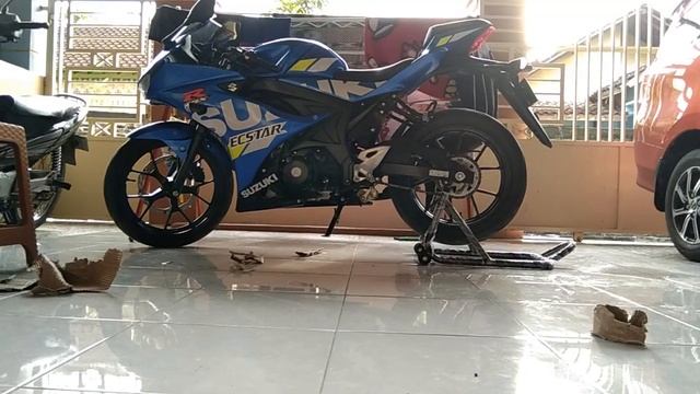 Paddock Gsx R150  #gsx #r #gsxr #cbr #suzuki #gsxs #g #cb #rr #indo #suzukigsxr #dsm