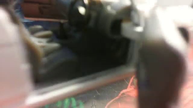 Машинка на обзоре