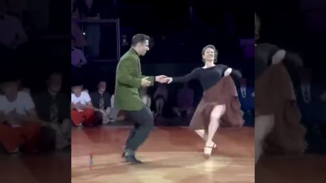 Silent Circle - Touch In The Night   ( Stephen Sayer And Chandrae Roettig Gomez )