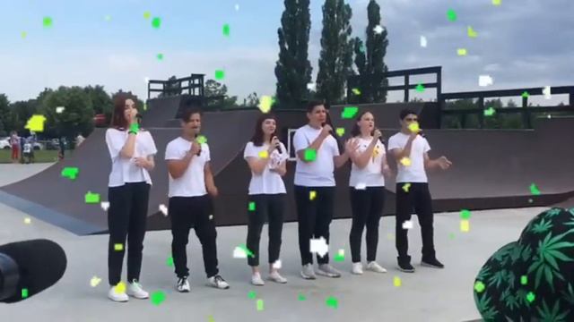 С ДНЕМ МОЛОДЕЖИ !