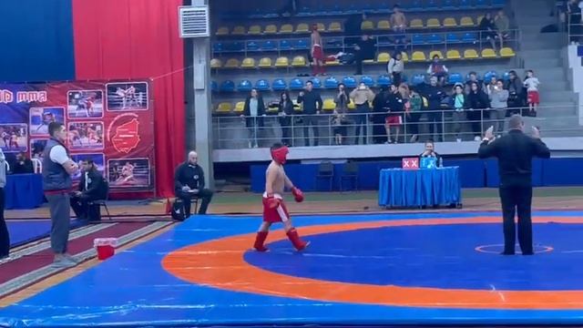 Nomad MMA я если что я красный Я занял первое место