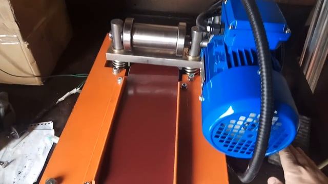 Гильотина для евроштакетника  электрическая 125мм