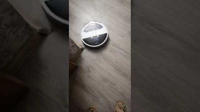 Робот-пылесос Polaris PVCR 0930