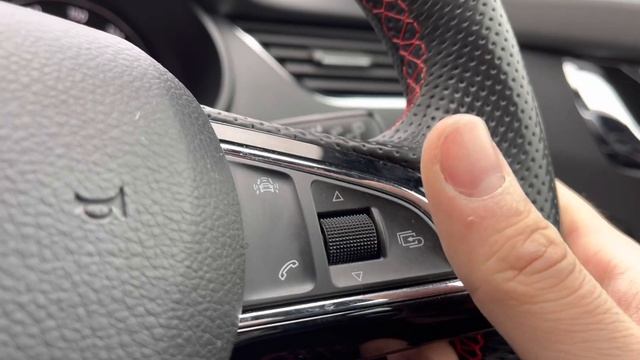 Used SKODA Octavia 2.0 TSI VRS 245PS | Oldham Volkswagen