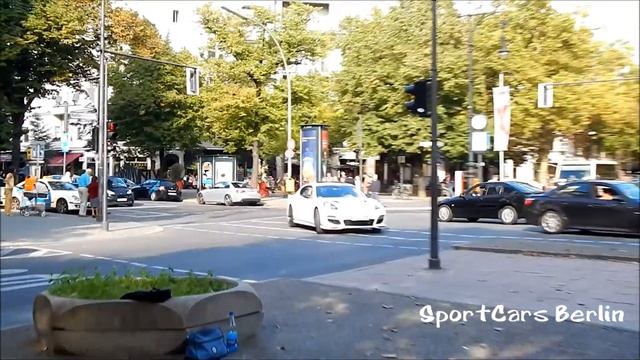 Ferrari F12berlinetta,Acceleration,In Berlin [HD]
