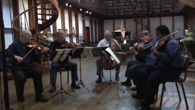 Fine Arts Quartet - Beethoven String Quintet Op.104, Finale (live)