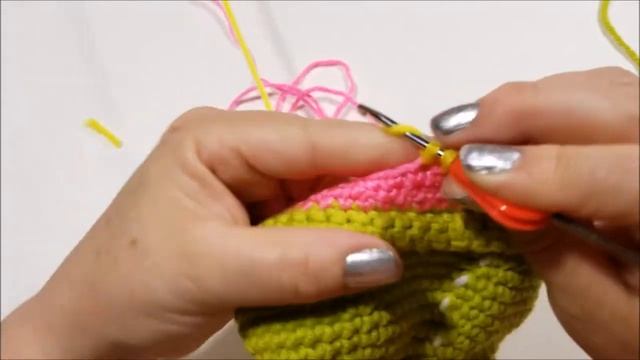 PANDA PAYASITO EN CROCHET Video 2 De 3