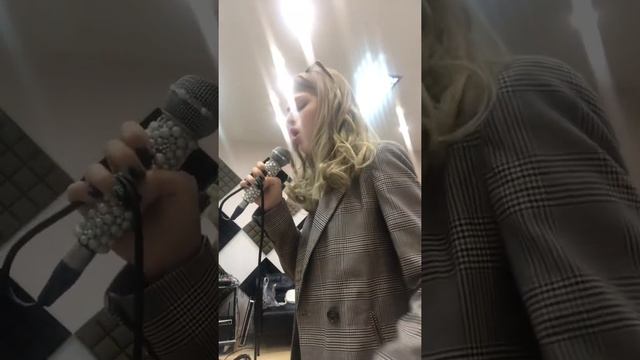 Эрика лундмоен -оторваться от земли