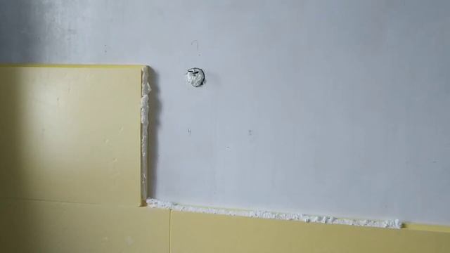 Монтаж утеплителя на пену