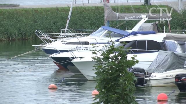 Показываем, как на Минском море учат управлять яхтой