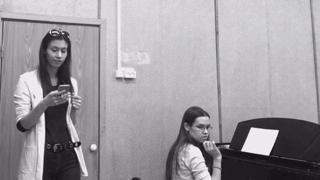 Ученица Орлеаны под аккомпанемент - Работа над ошибками - Елена 2018 год - Уроки Вокала Орлеана