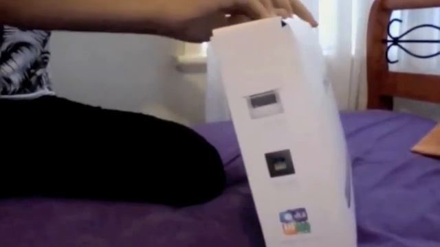 Unboxing MacBook Pro 2011
