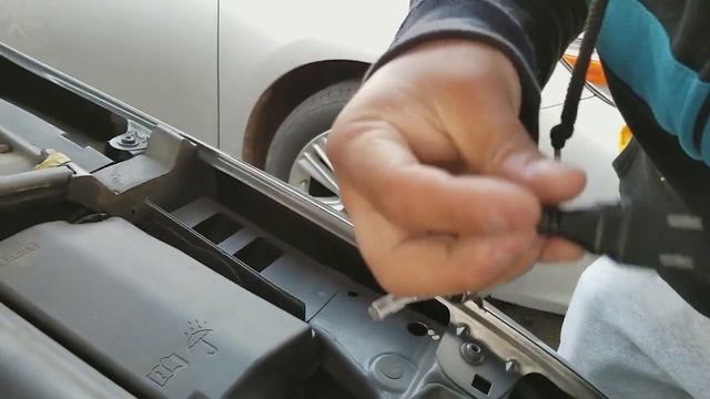 How To Easily Install H7 Low Beam LASFIT LED Headlight Bulbs On A 2012 Volkswagen Jetta GLI