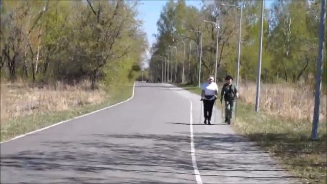 Моя  жизнь  после  70  лет.   Стадион  Химик  весной  2021  года.