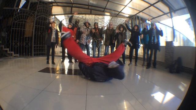 Derf Crew   мы наваливаем басс!