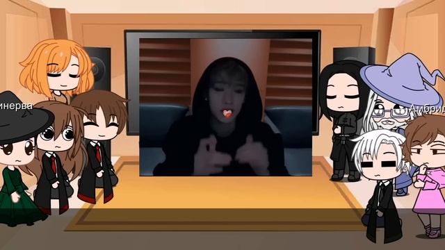 Characters Harry Potter React To Ron As BangChan (AU DESCRIPTION)