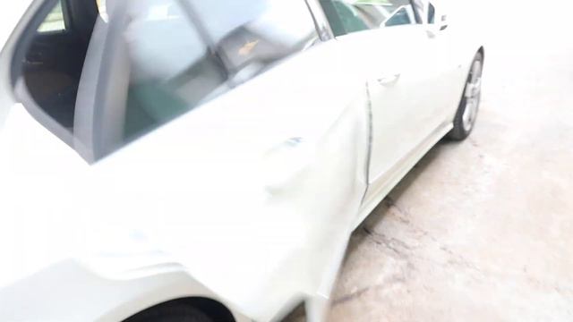 2011 Mercedes Benz E200 (SKE3467K)