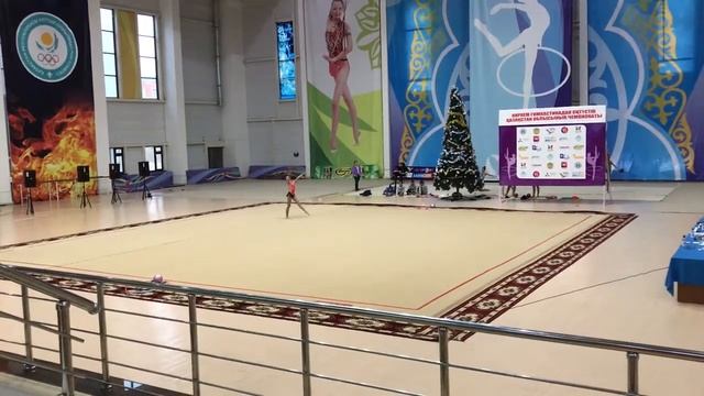 Тишкунова Ангелина, мяч 2002 год рождения.