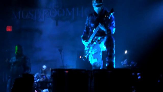 Mushroomhead Poughkeepsie, Solitaire Unraveling