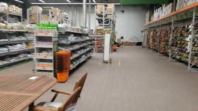 МЕГА  Химки обзор нам с Оксаной обещали шкафы на халяву вот рекламу дали