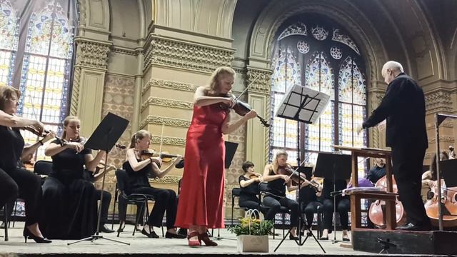 Елена Ергиева, скрипка - Вивальди в сопровождении оркестра филармонии дир.И.Шаврук/Одесса,6.08.22