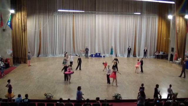 D класс Юниоры 1 финал латина