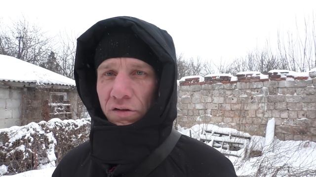 Ukraine War - In Search Of Life In Ghost Towns Near Donetsk Airport (Very Sad)